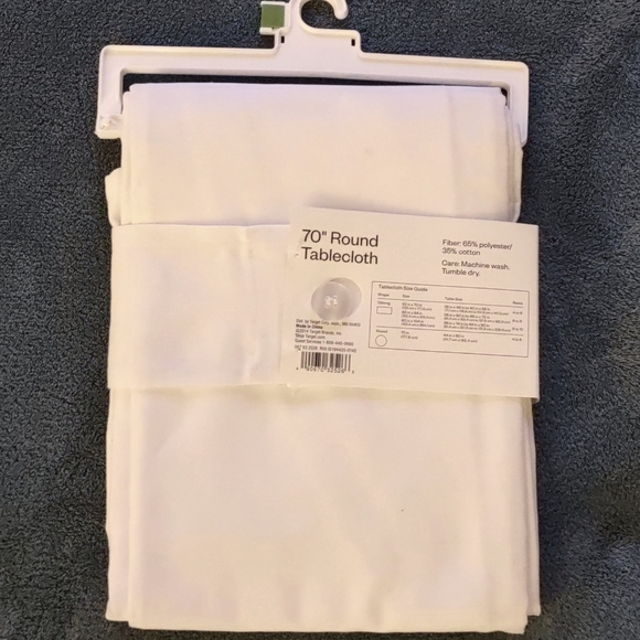 White Round Tablecloth 70". Seats 4-6. - Picture 2 of 3